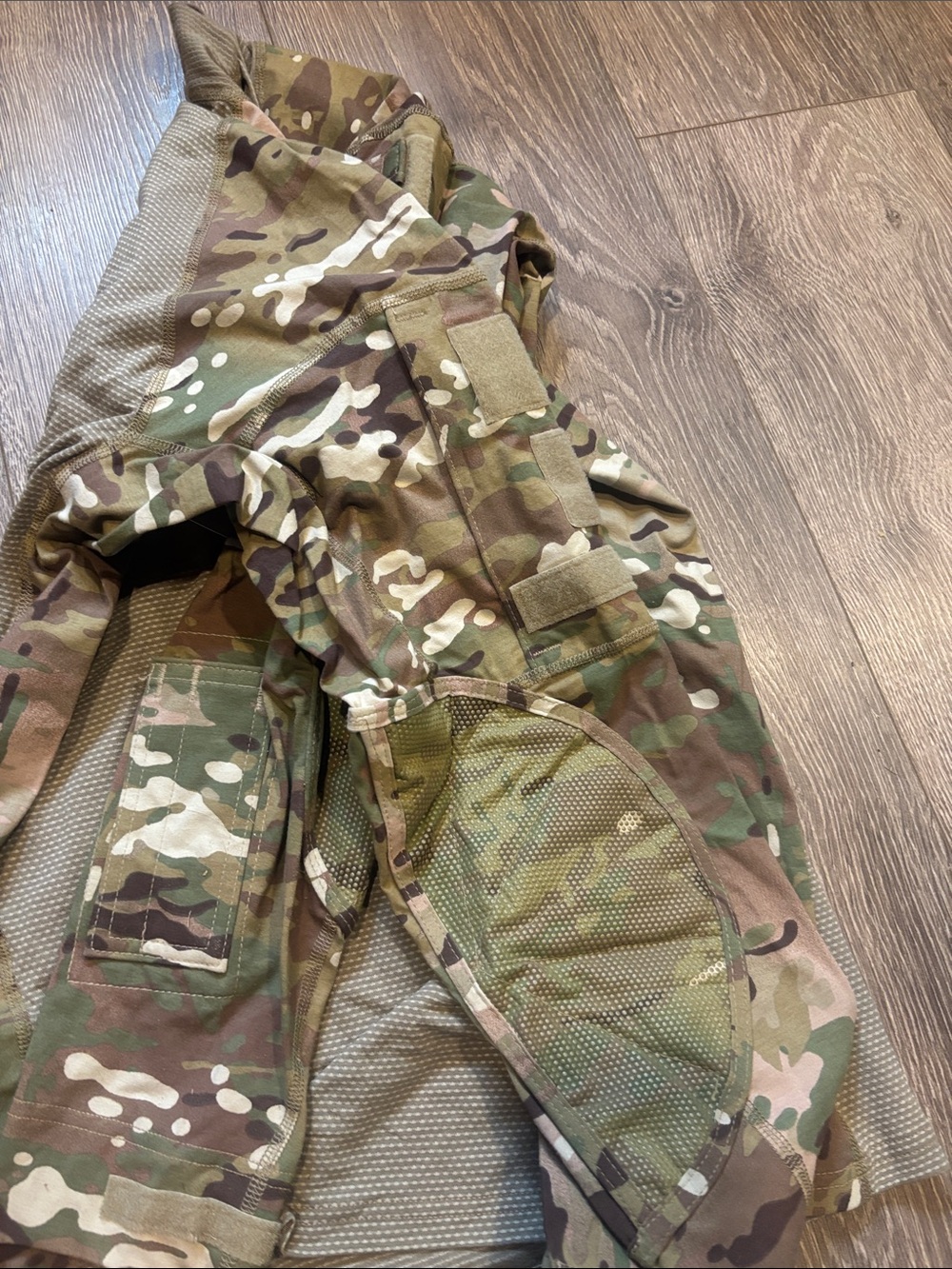 Men's Army Tactical Combat Shirt in Multicam - Picture 6 of 8